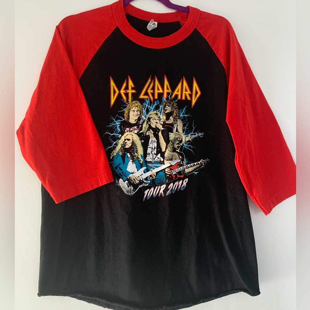 Alstyle Red and Black Def Leppard Tour 2018 Raglan Tee